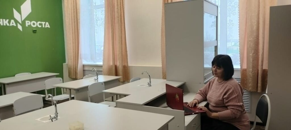 Денискино Окружной семинар «Из опыта использования современного учебного оборудования в центрах «Точка роста» (1)
