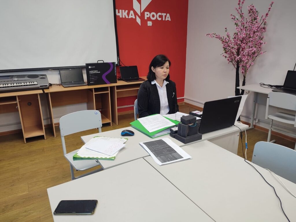 Денискино Окружной семинар «Из опыта использования современного учебного оборудования в центрах «Точка роста» (1)