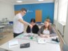 Школьники Кутузовской школы экспериментально вычисляют плотность вещества, массу и объем тела